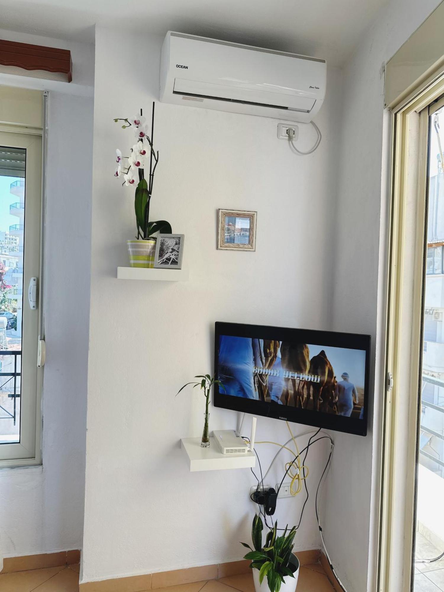 Kristi Apartment 2 Min To Sea Netflix & Espresso Station Sarandë Exterior foto